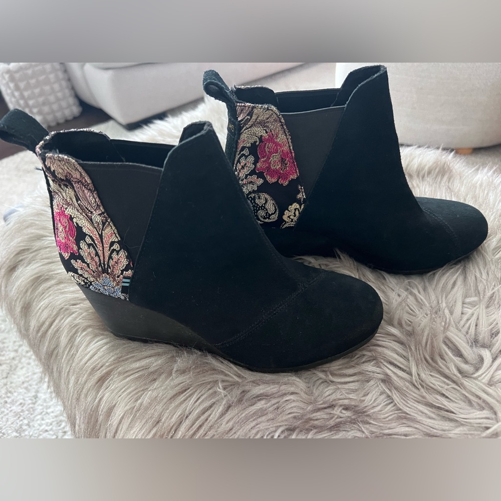Toms Black Wedge Booties with Floral Embroidered Design